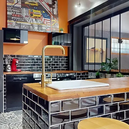 Loft Unique Au Design Contemporain Апартаменты Сюрен