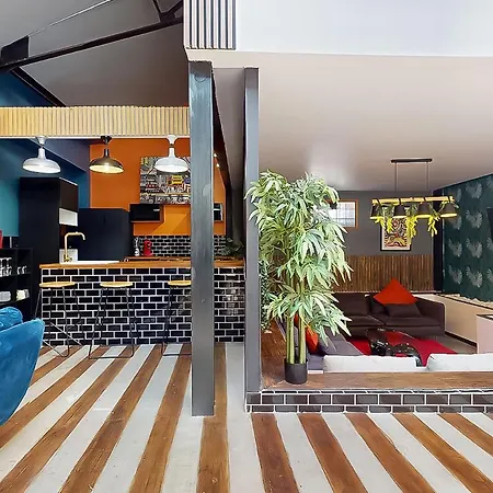 Loft Unique Au Design Contemporain Апартаменты