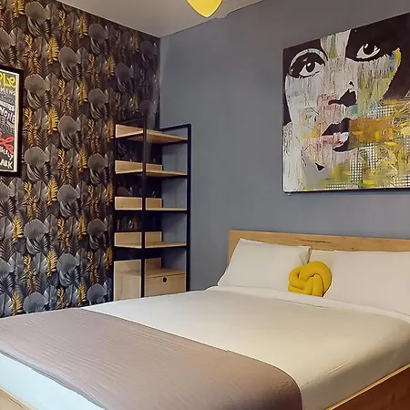 Loft Unique Au Design Contemporain Апартаменты Сюрен